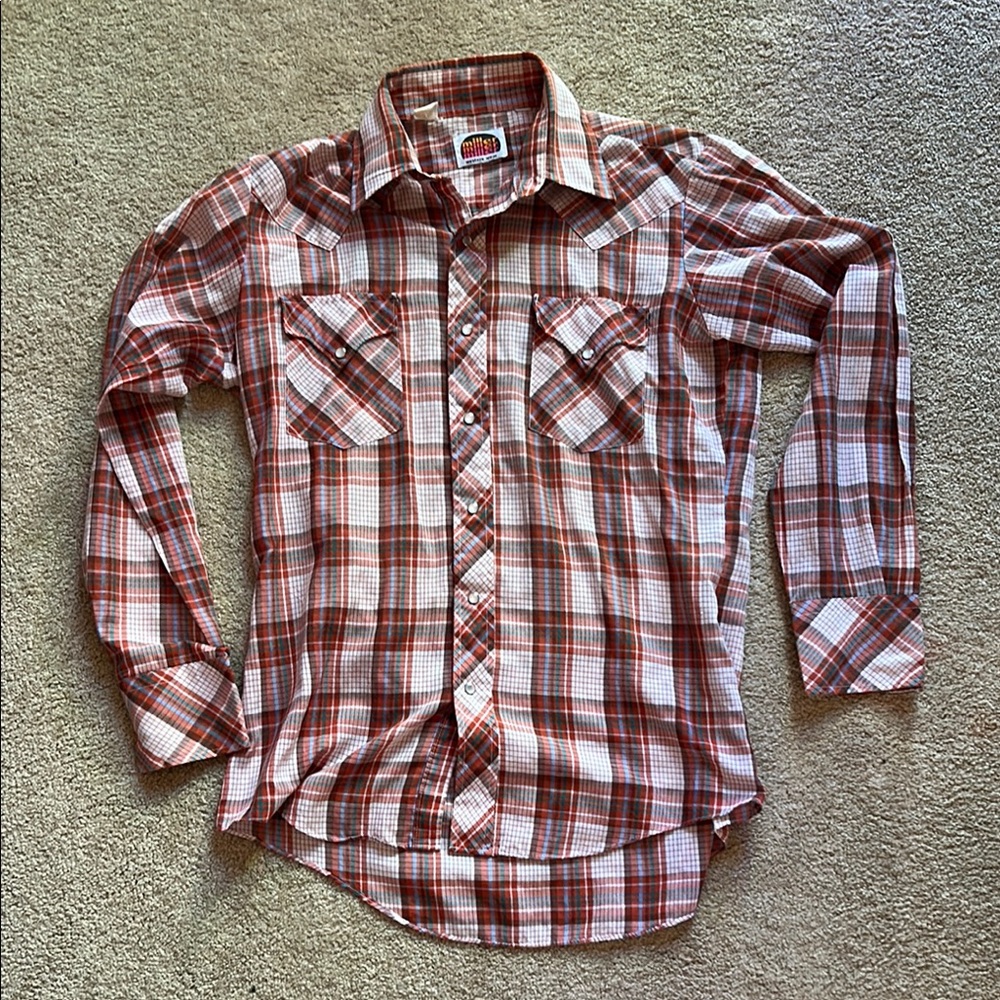 Vintage Miller Pearl Snap western Plaid Button-Up Shirt in Red and White